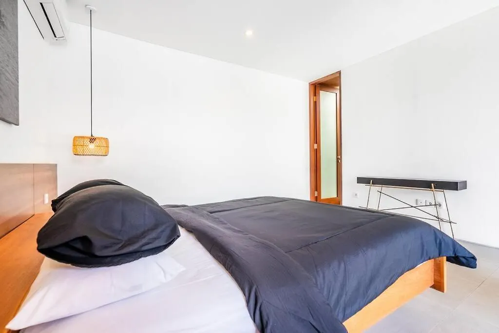 Serenity In Simplicity - 4Br Private Villa Canggu