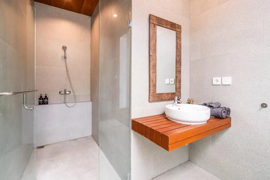 Serenity In Simplicity - 4Br Private Villa Canggu