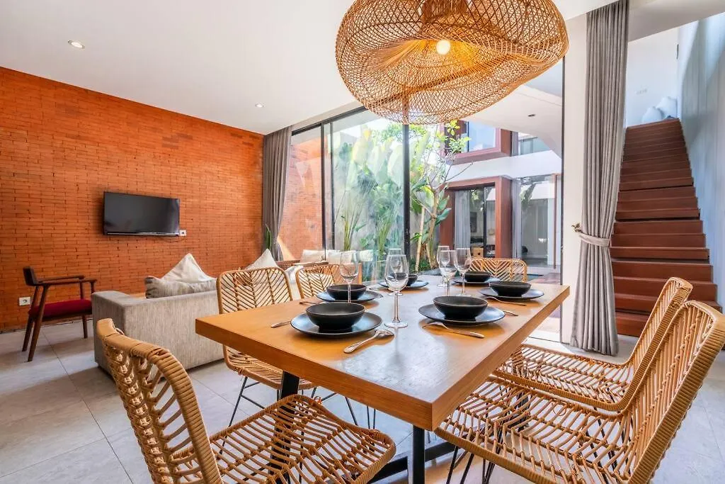Serenity In Simplicity - 4Br Private Villa Canggu