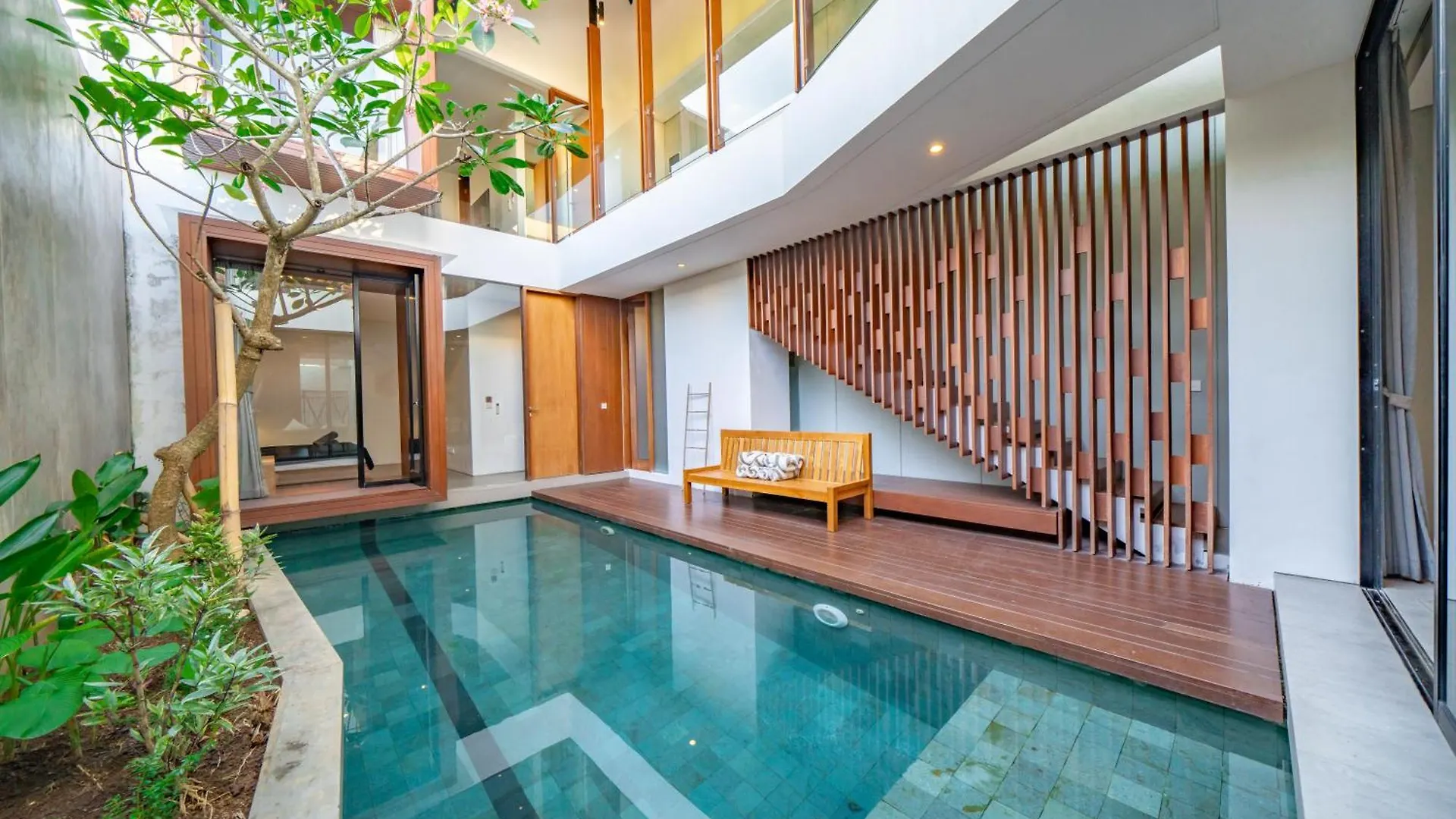 Serenity In Simplicity - 4Br Private Villa Canggu